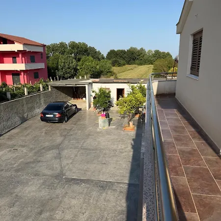 Privata Vicina Al Mare Per Vacanze Di Gruppo - Gjiri I Lalezit * Kuraten