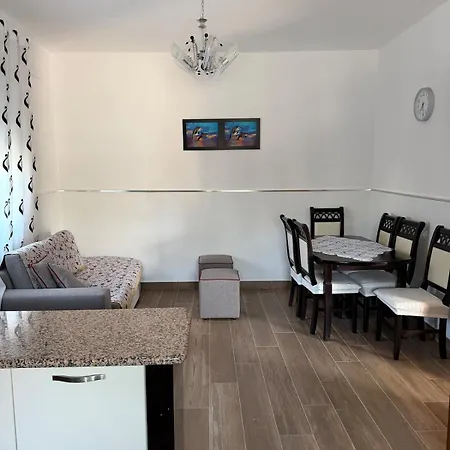 Villa Privata Vicina Al Mare Per Vacanze Di Gruppo - Gjiri I Lalezit