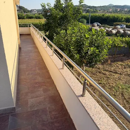 Villa Privata Vicina Al Mare Per Vacanze Di Gruppo - Gjiri I Lalezit Kuraten