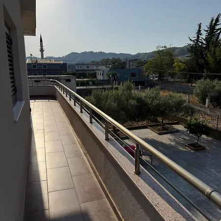 Privata Vicina Al Mare Per Vacanze Di Gruppo - Gjiri I Lalezit *